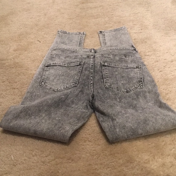 Express Jeans - Picture 3 of 3